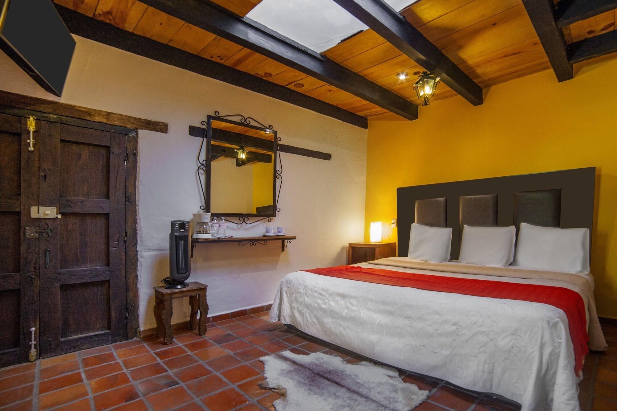 Hotel Adobe Y Teja San Cristóbal de Las Casas Esterno foto