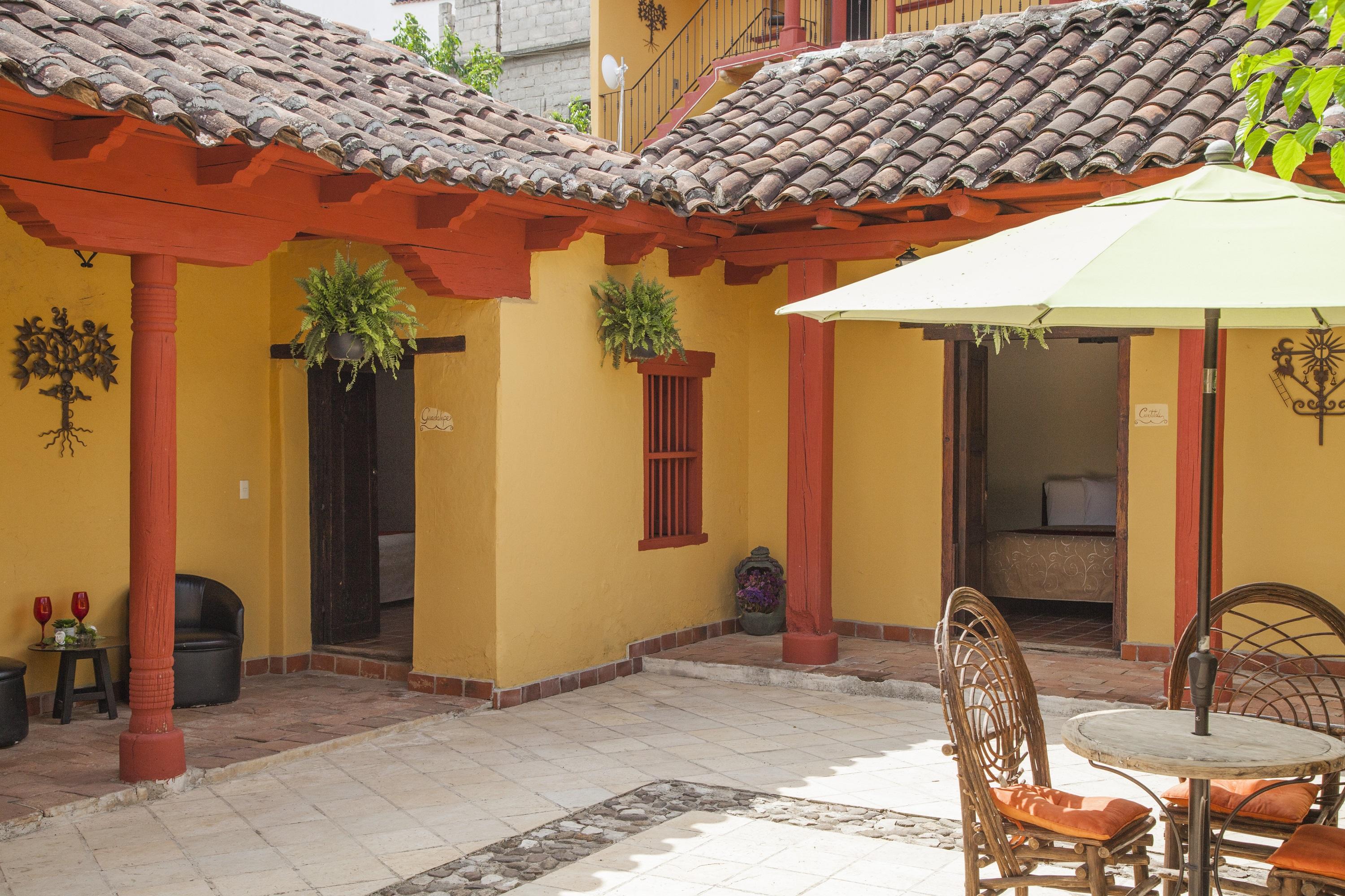 Hotel Adobe Y Teja San Cristóbal de Las Casas Esterno foto